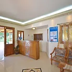 Apartamento Birikos Hotel&suites