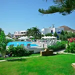 Apartamento Birikos Hotel&suites *
