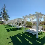 Birikos Hotel&suites Apartamento *