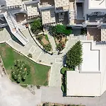 Birikos Hotel&suites *