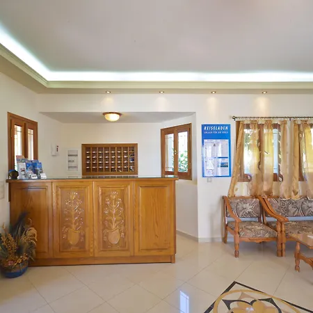 Birikos Hotel&suites *