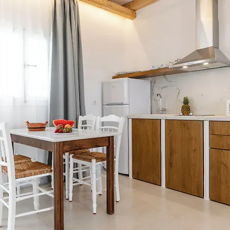 Birikos Hotel&suites