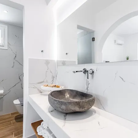 Apartamento Birikos Hotel&suites *