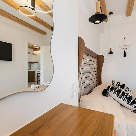 Birikos & Apartamento Agios Prokopios (Naxos)