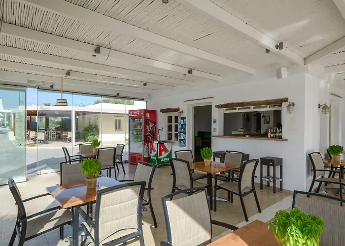 Birikos & Apartment *